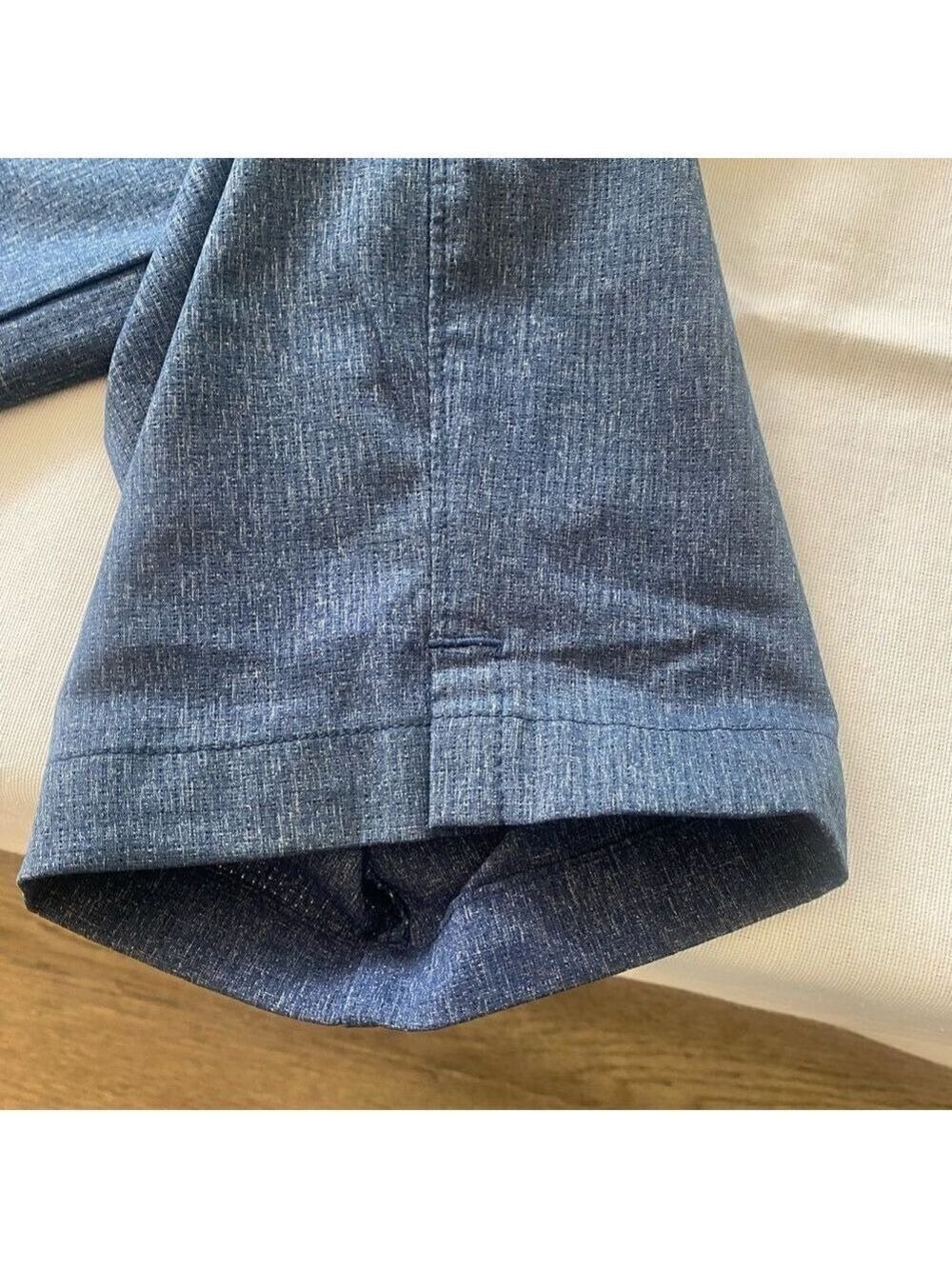 Under Armour golf pants! Excellent condition!! - Picture 8 of 8